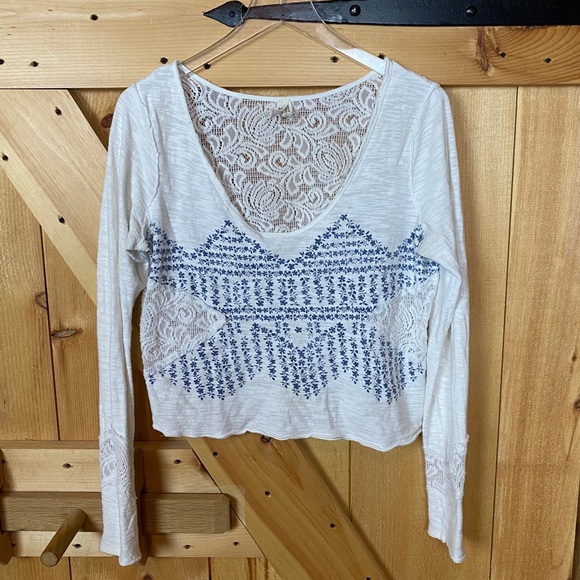 Free People Tops - free people | white blue lace long sleeve scoop